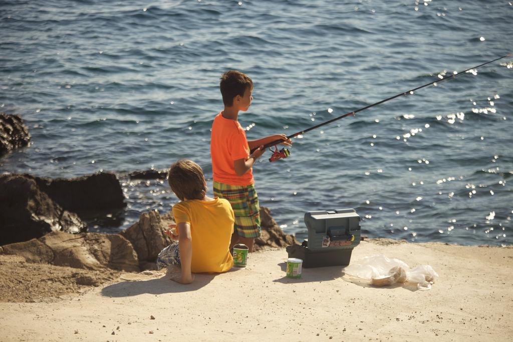 מאלי לוסיניי Camping Village Poljana מראה חיצוני תמונה